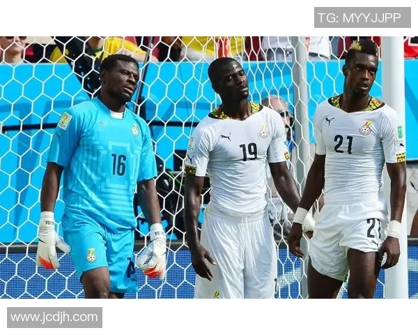 南京足球队状态引发热议球迷对球队表现分歧明显