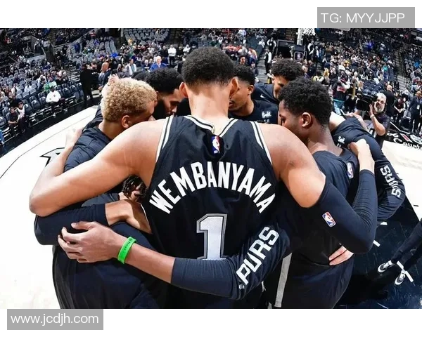 马刺与森林狼激战回顾2018年10月18日精彩瞬间与赛后分析