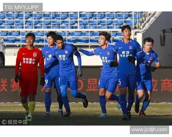 2017年亚泰与力帆的激烈对决回顾与赛季分析