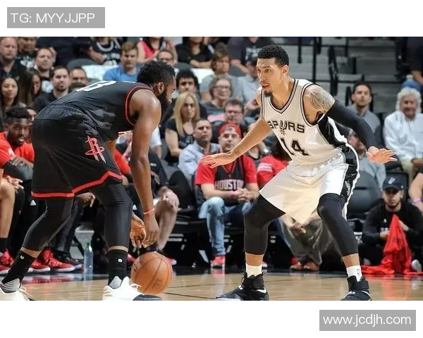 马刺与火箭激战天王山之战谁能夺得关键胜利引发球迷热议 马刺与火箭激战天王山之战谁能夺得关键胜利引发球迷热议