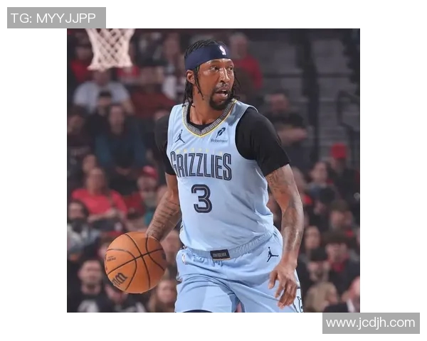 篮球明星波普的传奇之路与赛场背后的奋斗故事